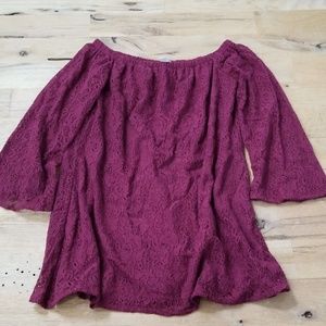 Miami off the shoulder lace shirt